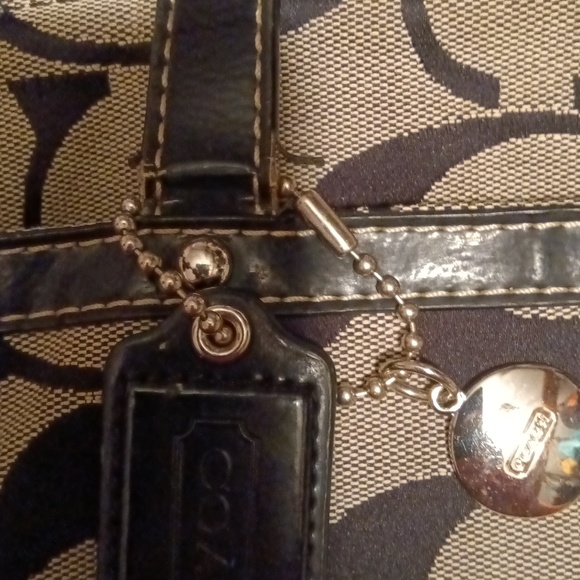 Overnight/diaper bag - Picture 8 of 12